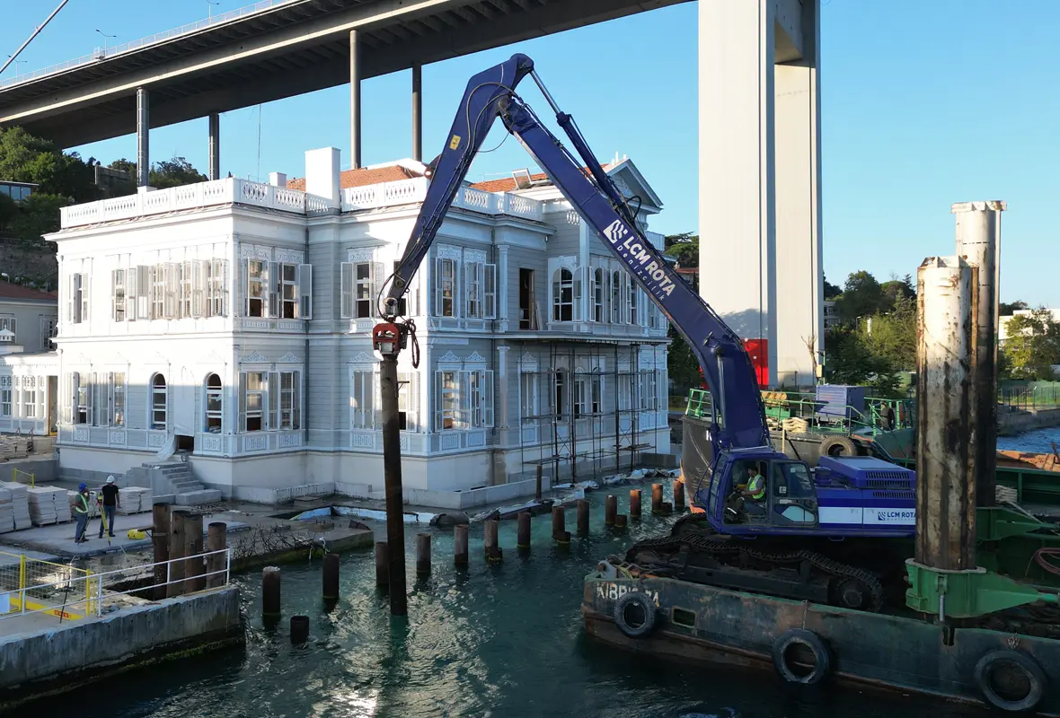 ORTAKÖY HATİCE SULTAN YALISI RIHTIM İNŞAATI-7.webp