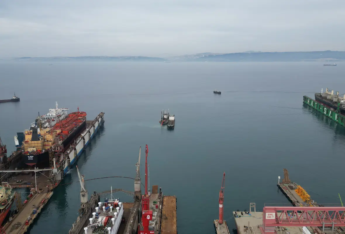 ÖZATA TERSANESİ DENİZ DİBİ TARAMA PROJESİ-3.webp